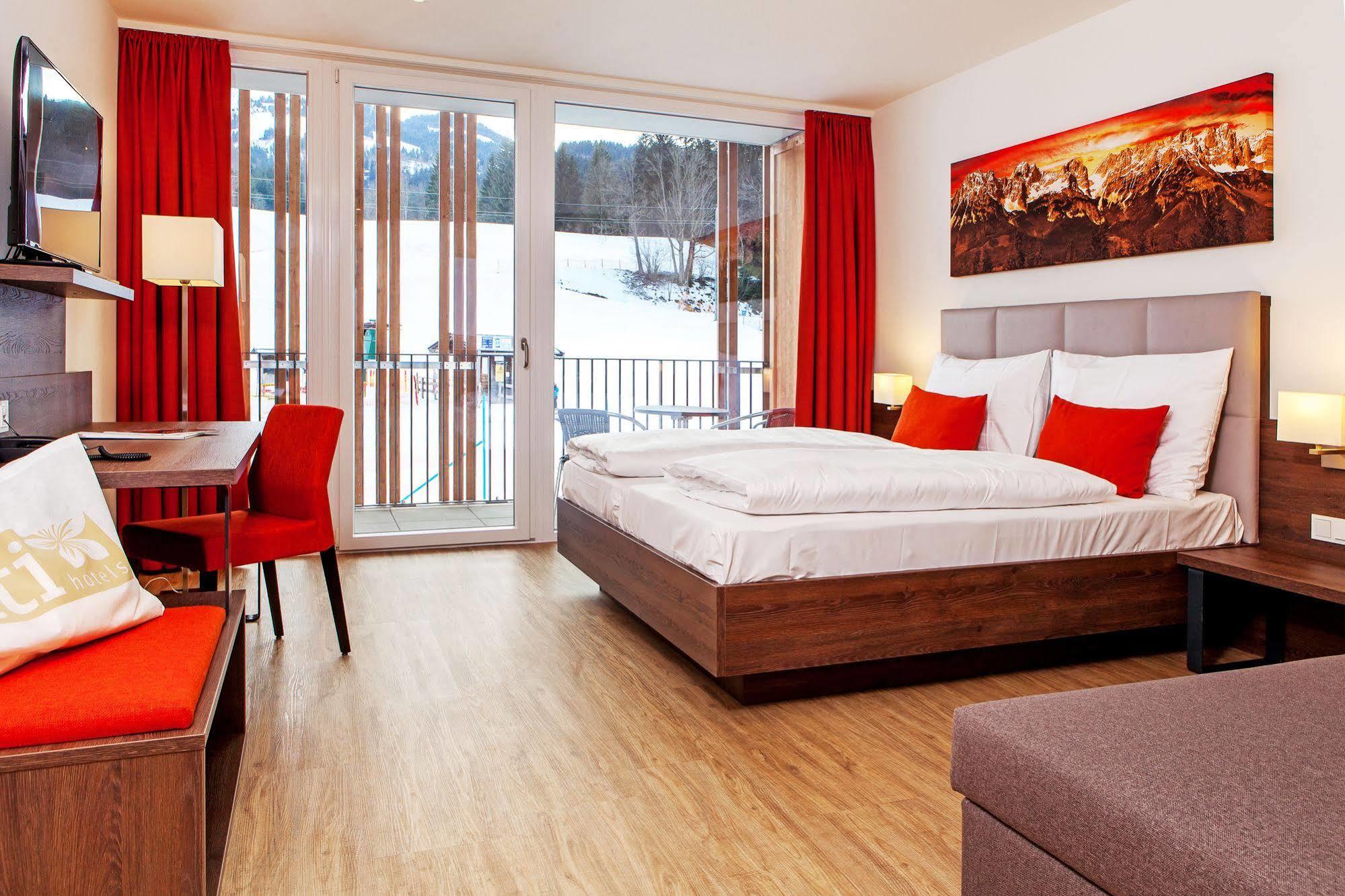 Alpenhotel Kaiserfels Sankt Johann in Tirol Bagian luar foto